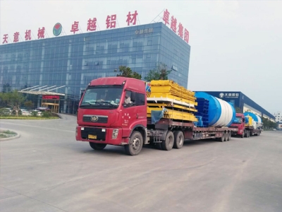 熱烈祝賀內(nèi)蒙古客戶輕質(zhì)墻板生產(chǎn)線成功啟運！